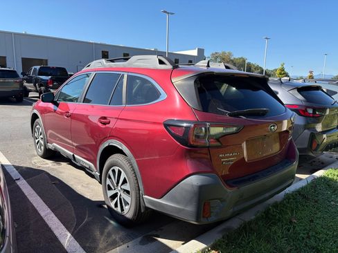 Used 2020 Subaru Outback Premium AWD/4WD image 4
