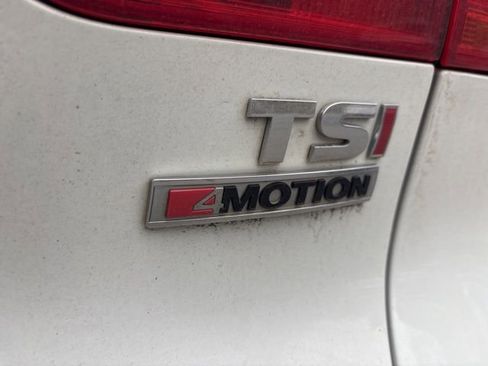 Used 2017 Volkswagen Tiguan Wolfsburg Edition image 10