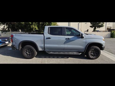 Used 2024 Chevrolet Silverado 1500 ZR2 w/ ZR2 Bison Edition AWD/4WD image 13