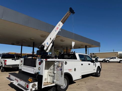 Used 2017 Ford F350 XL w/ Power Equipment Group image 31