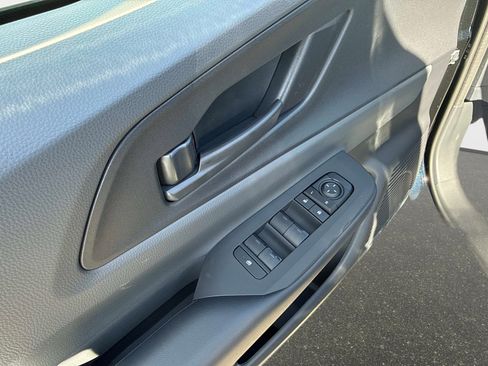 New 2026 Toyota Prius LE FWD image 18
