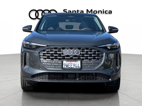Used 2025 Audi Q5 Premium w/ Convenience Package AWD/4WD image 10