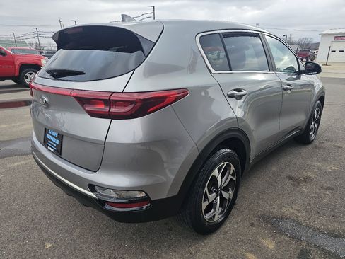 Used 2020 Kia Sportage LX image 4