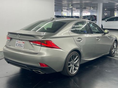 Used 2018 Lexus IS 300 F Sport image 3