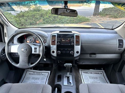 Used 2013 Nissan Xterra S image 16