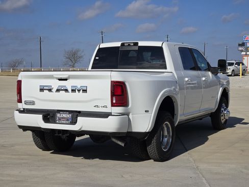 New 2026 RAM 3500 Longhorn image 5