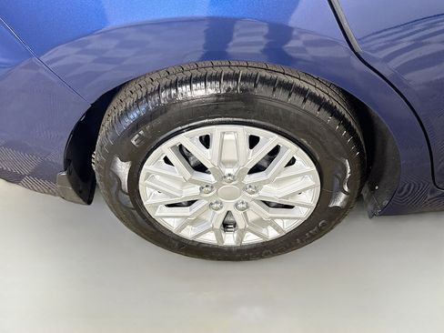 Used 2019 Hyundai Elantra SE image 32