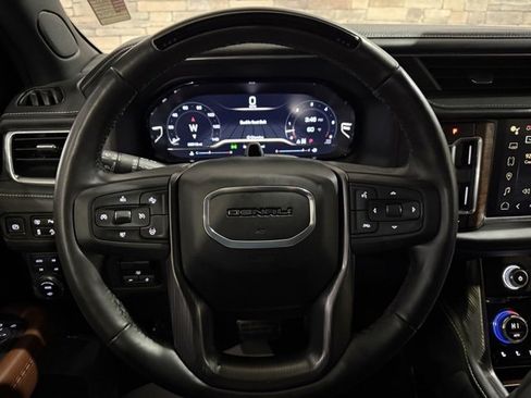 Used 2024 GMC Yukon Denali Ultimate image 17