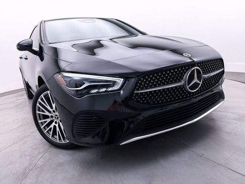 Used 2024 Mercedes-Benz CLA 250 4MATIC image 8