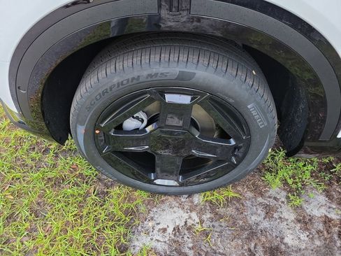 New 2027 Kia Telluride SX Prestige X-Line image 4