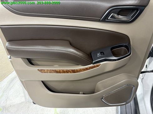 Used 2018 Chevrolet Suburban Premier AWD/4WD image 28