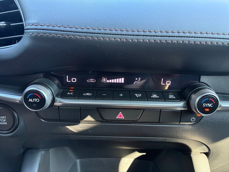 Used 2025 MAZDA MAZDA3 s Sport FWD image 18