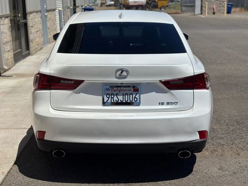 Used 2015 Lexus IS 250 RWD image 4