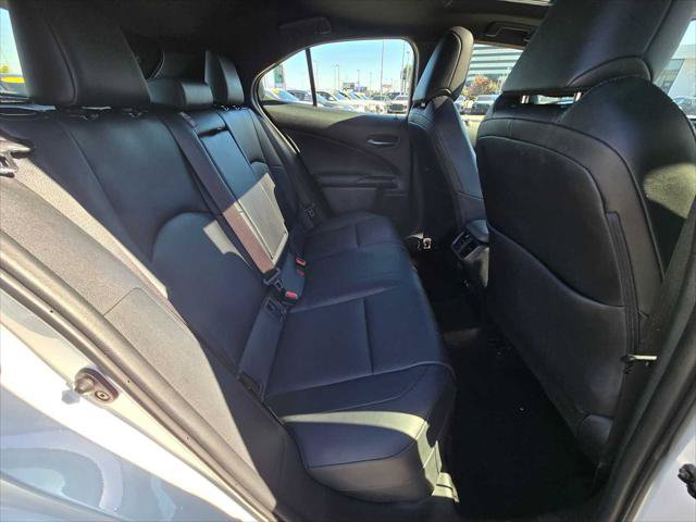 Used 2020 Lexus UX 200 w/ Premium Package FWD image 12