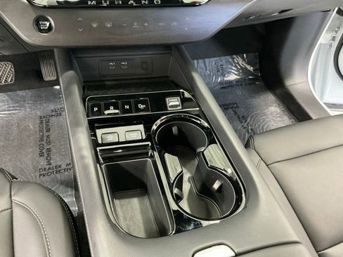 Used 2025 Nissan Murano SL AWD/4WD image 19