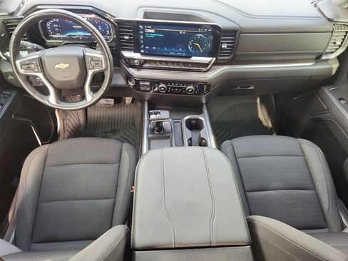 Used 2023 Chevrolet Silverado 1500 LT AWD/4WD image 19