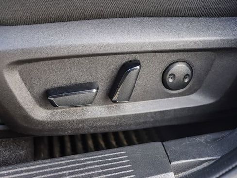 Used 2023 Nissan Rogue SV image 22