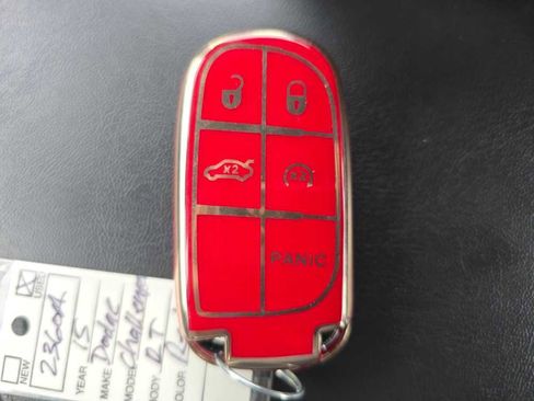 Used 2015 Dodge Challenger R/T w/ Quick Order Package 28D R/T image 21