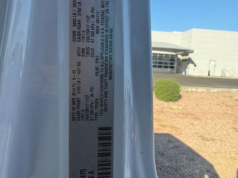 Used 2023 Jeep Gladiator Sport image 4