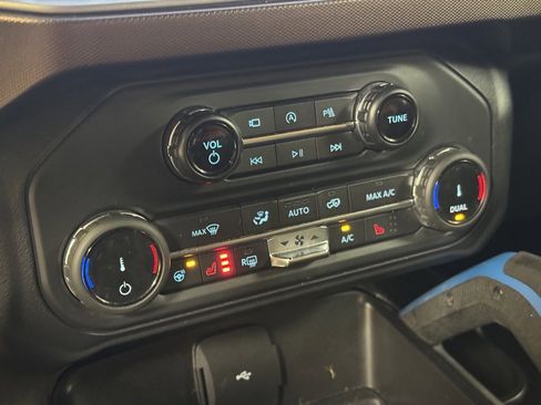 Used 2022 Ford Bronco Outer Banks image 35