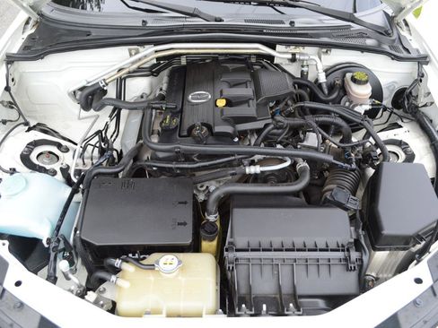 Used 2008 MAZDA MX-5 Miata Sport RWD image 24