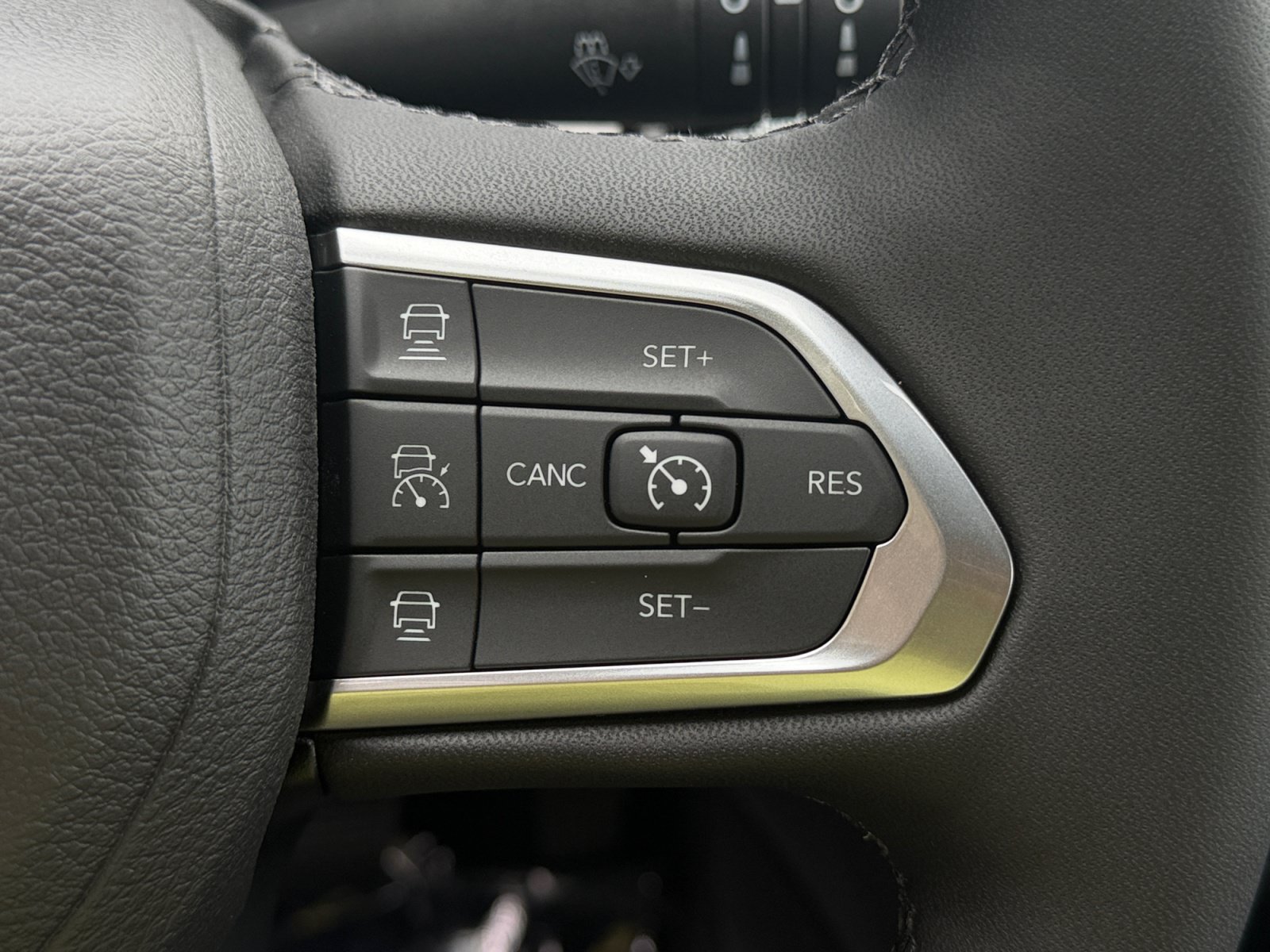 New 2026 Jeep Compass Limited AWD/4WD image 29