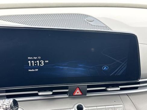 Certified 2025 Hyundai Elantra SEL image 26