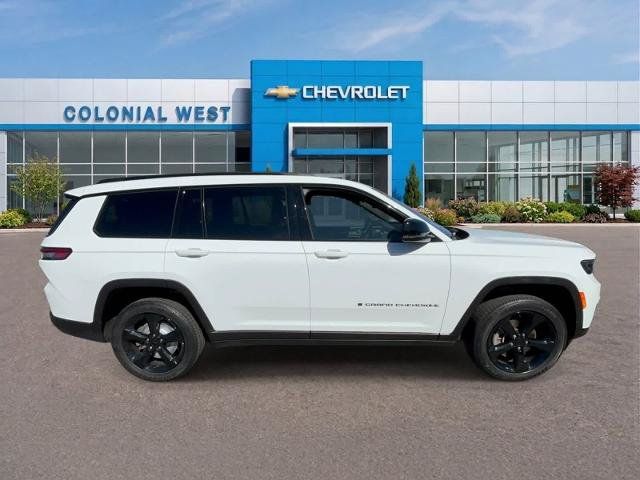 Used 2023 Jeep Grand Cherokee L Laredo AWD/4WD image 6