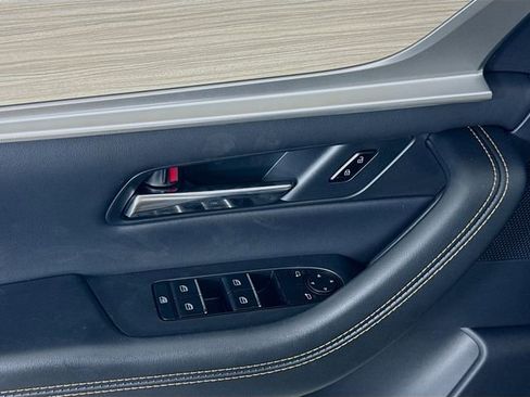 New 2025 MAZDA CX-70 Plug-In Hybrid w/ Premium Pkg image 18