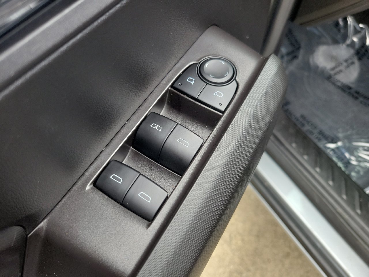 Certified 2026 Chevrolet Colorado LT RWD image 13