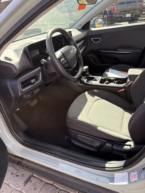 Used 2025 Kia K4 FWD image 5