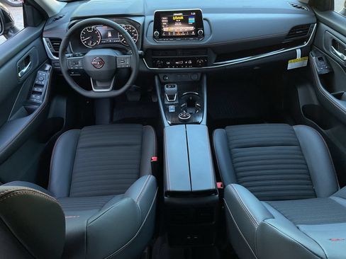 New 2026 Nissan Rogue SV AWD/4WD image 19