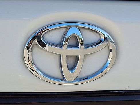 Used 2025 Toyota Corolla FX w/ Convenience Package FWD image 9