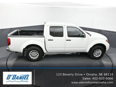 Used 2014 Nissan Frontier SV AWD/4WD image 19
