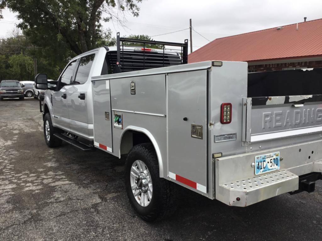 Used 2019 Ford F250 XLT w/ XLT Value Package AWD/4WD image 3