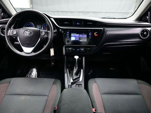 Used 2019 Toyota Corolla LE image 16