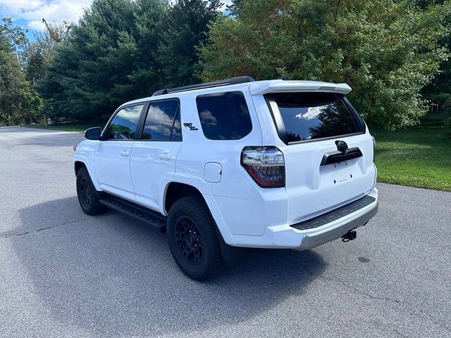 Used 2024 Toyota 4Runner TRD Off-Road Premium w/ Off Road Premium Plus Package AWD/4WD image 5