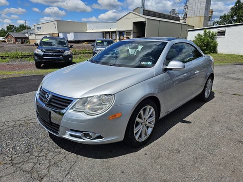 Used 2008 Volkswagen Eos Komfort FWD image 4