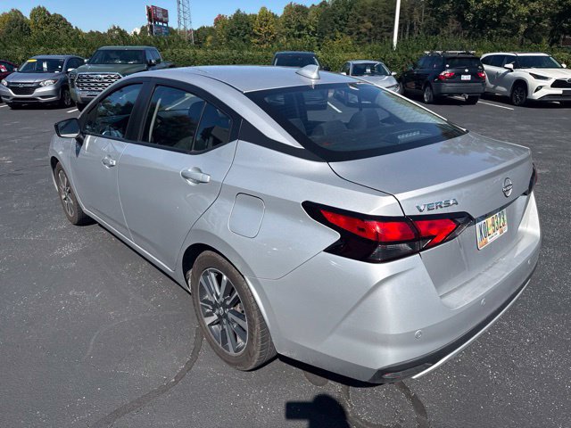 Used 2025 Nissan Versa SV FWD image 8