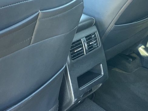 Used 2025 Mitsubishi Outlander SE FWD image 17
