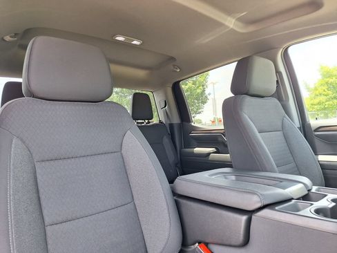 Used 2023 Chevrolet Silverado 1500 LT AWD/4WD image 25