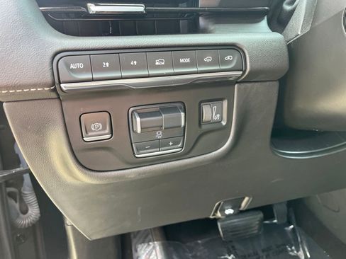 Used 2023 Cadillac Escalade Sport w/ LPO, ONYX Package AWD/4WD image 42