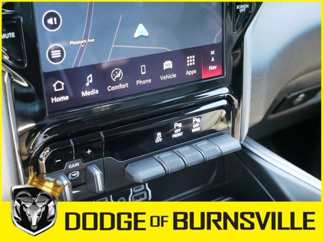 Used 2025 RAM 1500 Laramie AWD/4WD image 21