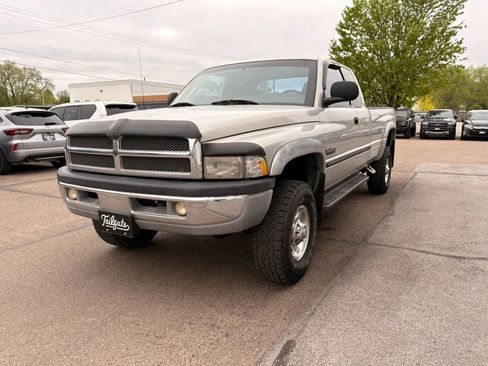 Used 2001 Dodge Ram 2500 Truck 4x4 Quad Cab image 4