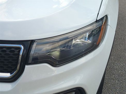 Certified 2023 Jeep Compass Limited w/ Elite Group image 10