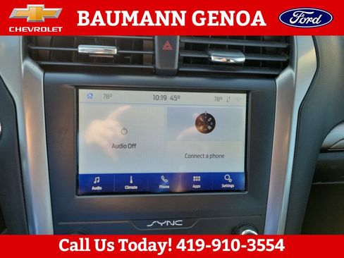 Used 2020 Ford Fusion SE FWD image 21