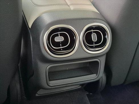 Certified 2023 Mercedes-Benz GLC 300 4MATIC image 18