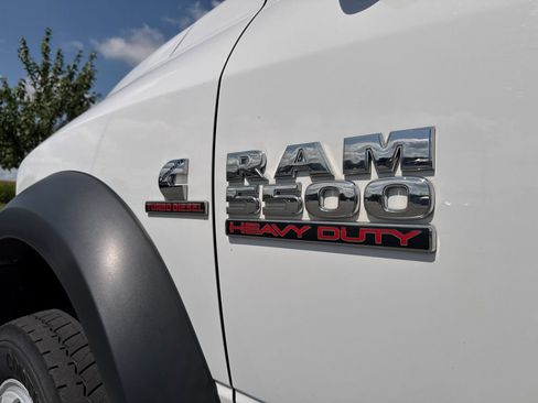 Used 2014 RAM 5500 Tradesman w/ Power & Remote Entry Group image 18