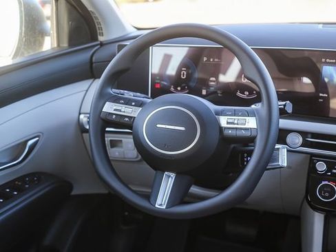 New 2026 Hyundai Tucson Blue SE image 17