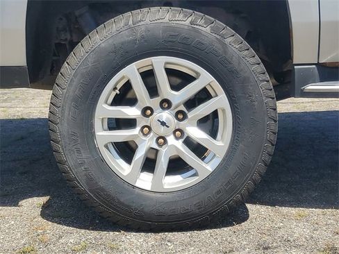 Used 2016 GMC Yukon XL SLT image 9